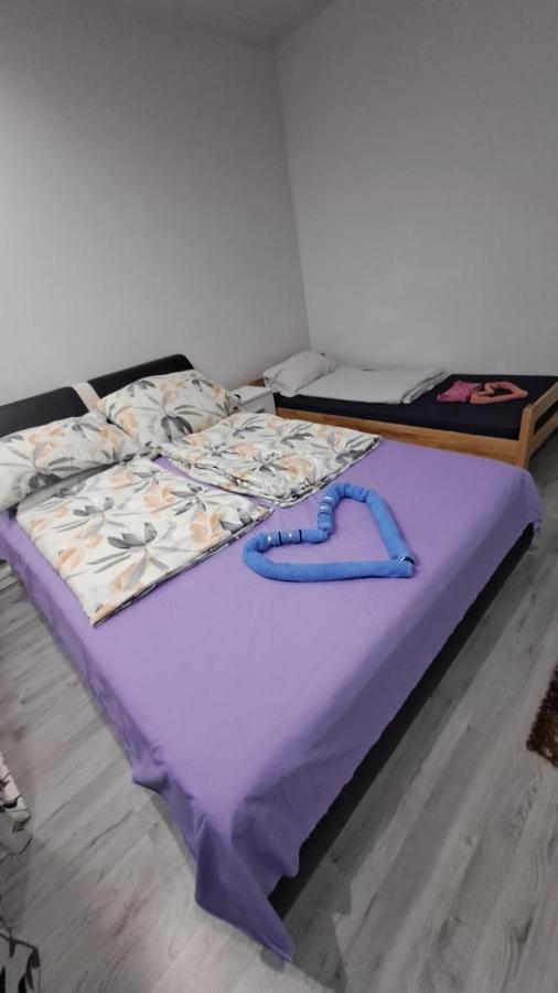 Apartmani Lana SJJ Eksteriør billede