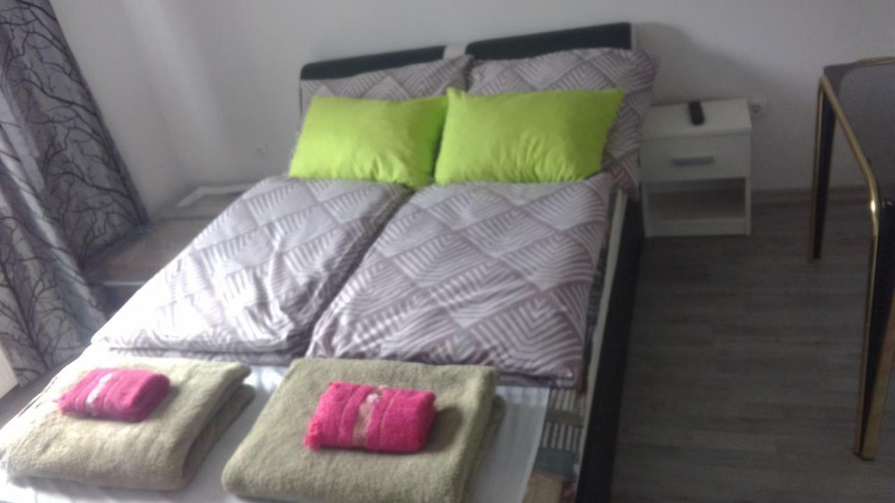 Apartmani Lana SJJ Eksteriør billede